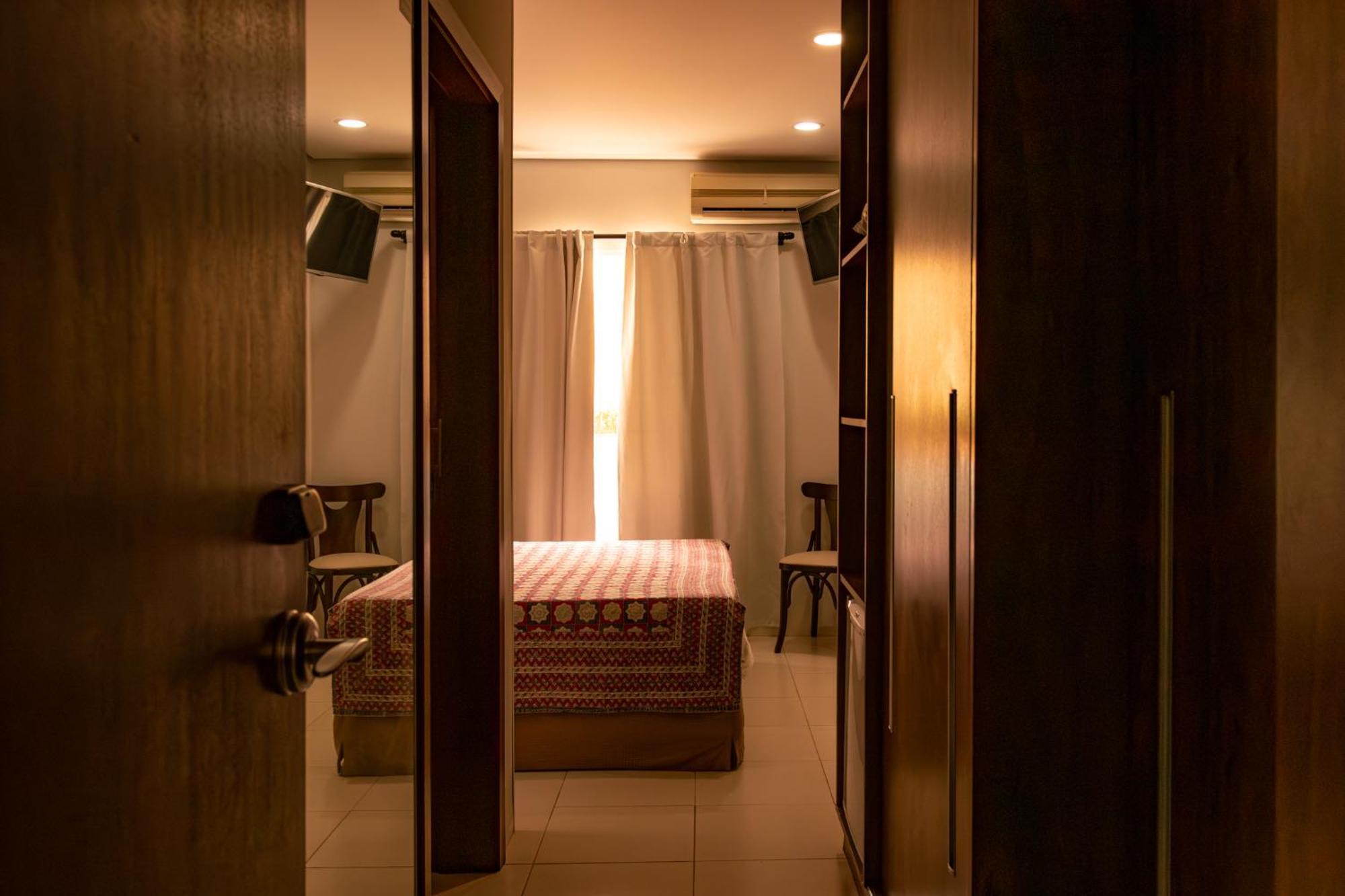 Taj Hotel Três Lagoas Eksteriør billede